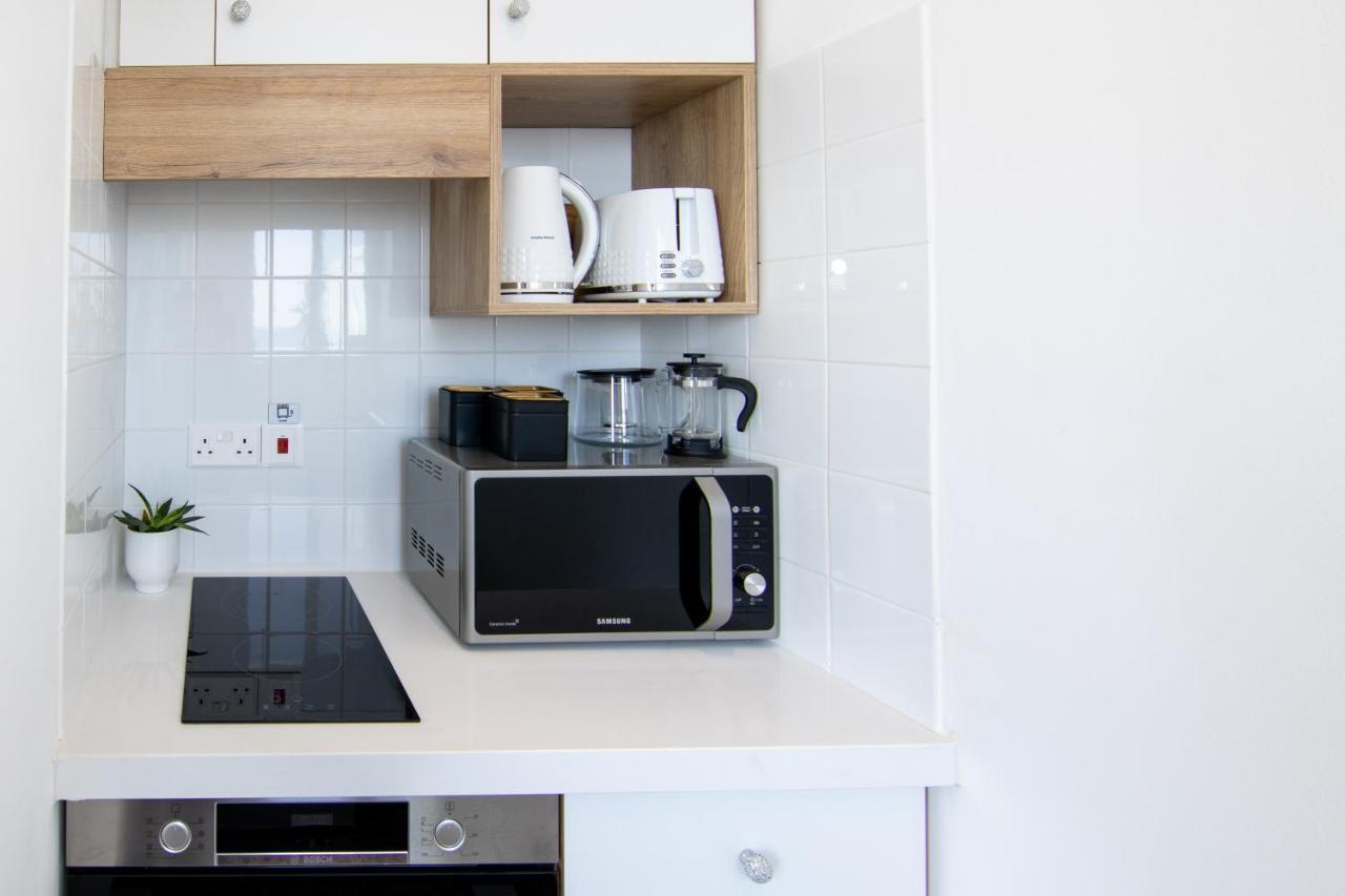 Phaedrus Living Seaview Studio Suite Lighthouse 52 Paphos Luaran gambar