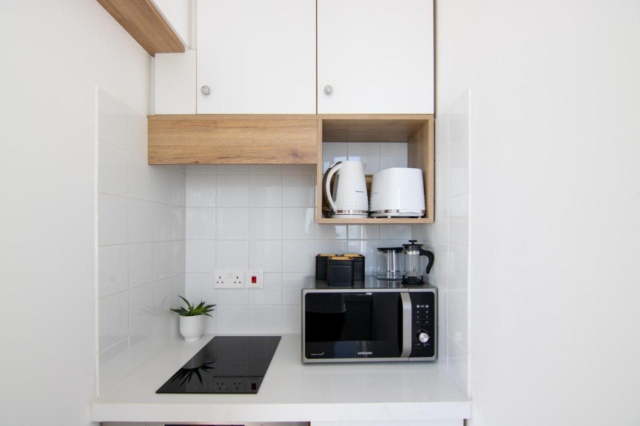 Phaedrus Living Seaview Studio Suite Lighthouse 52 Paphos Luaran gambar